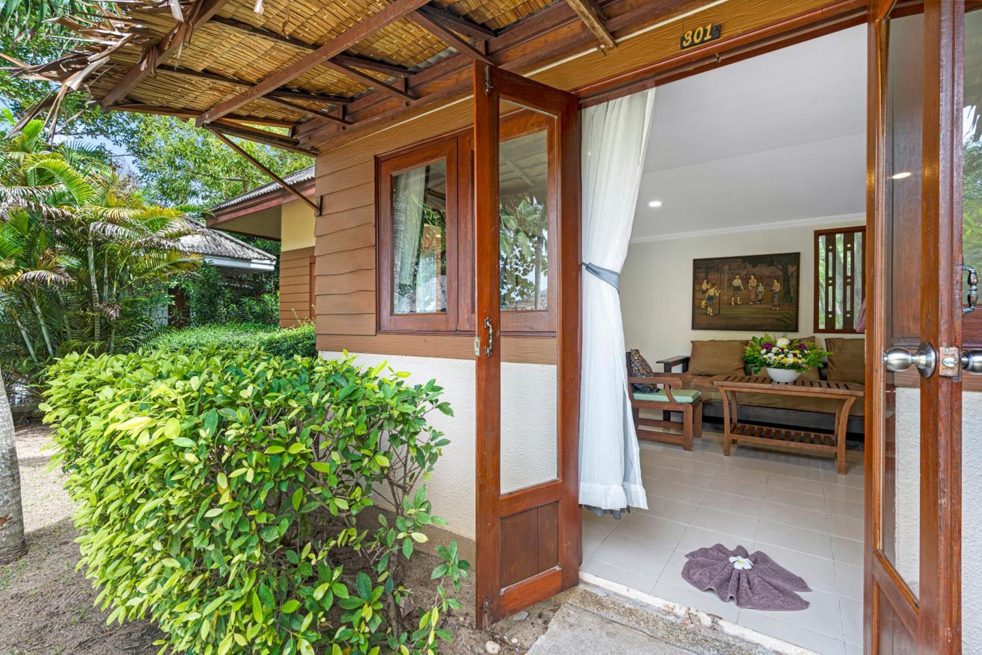 Anahata Resort Lipa Noi Exterior photo