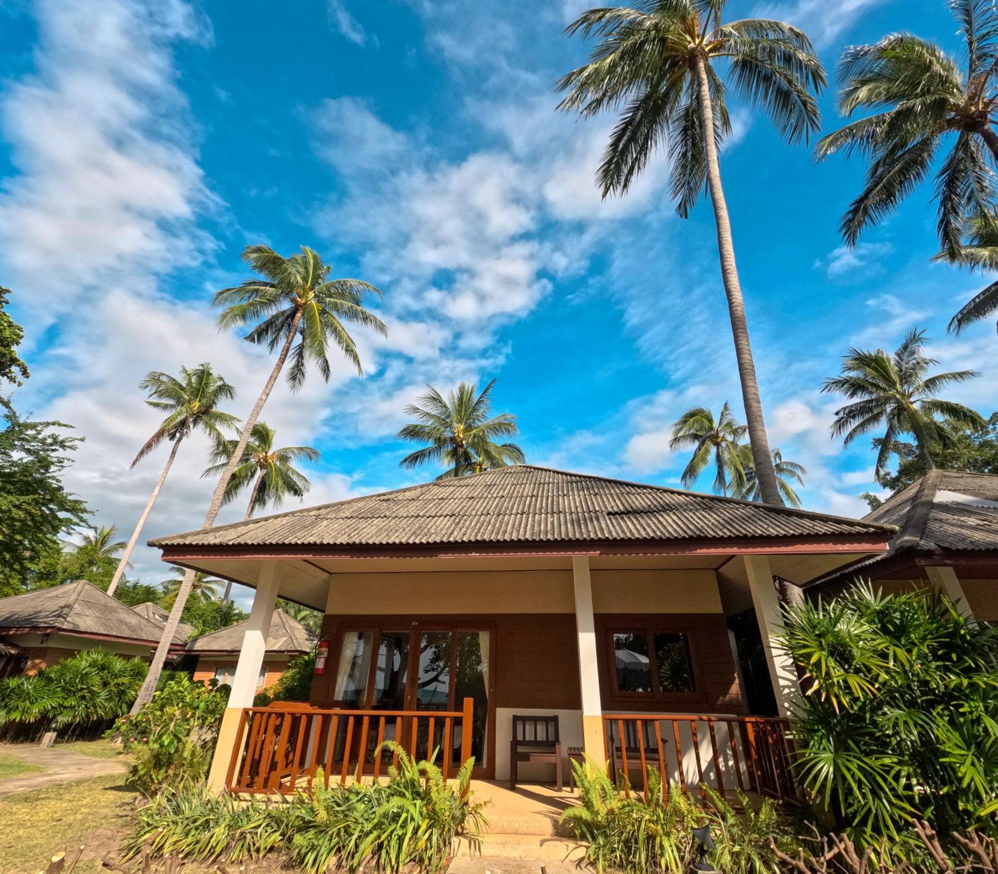 Anahata Resort Lipa Noi Exterior photo