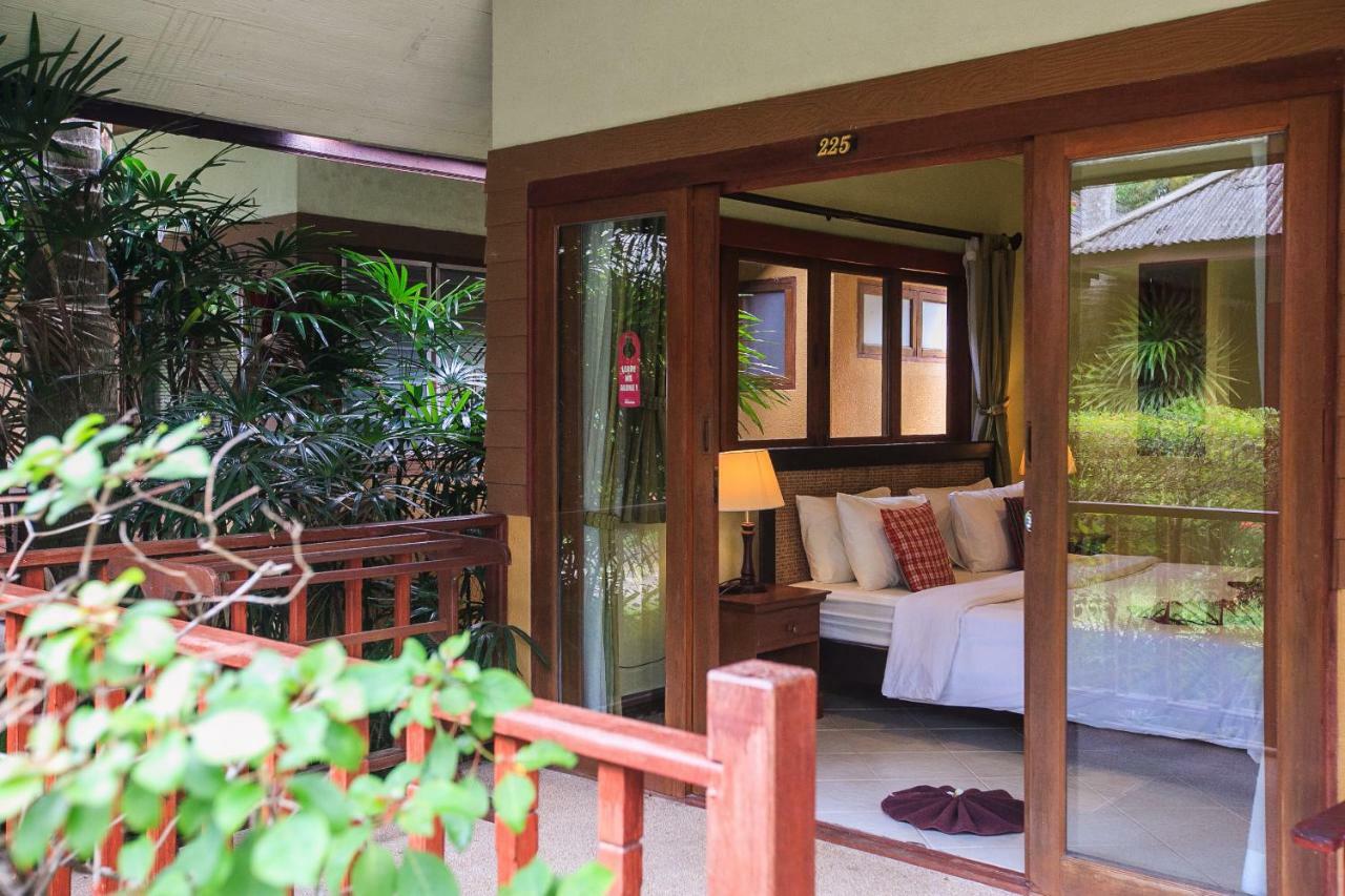 Anahata Resort Lipa Noi Exterior photo